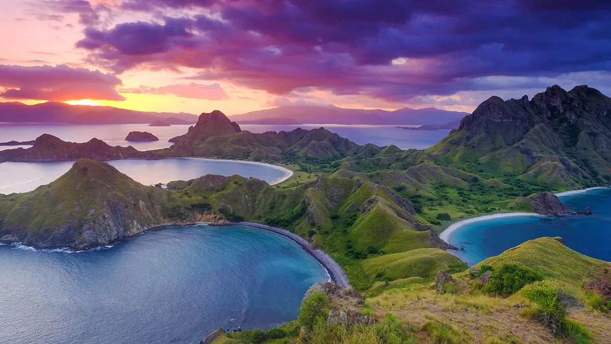 Sunset at Padar Island | Labuan Bajo Consulting